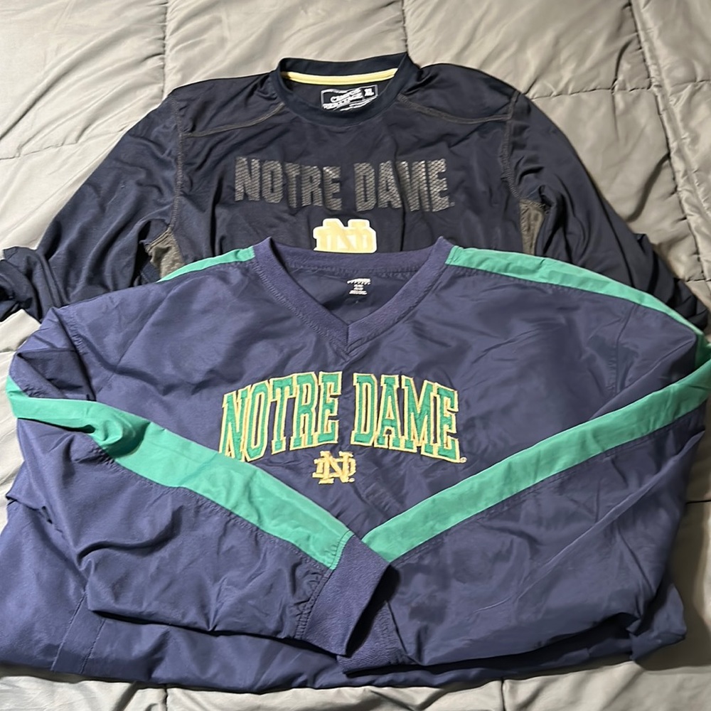Used lot of 2 long sleeve Notre Dame apparel.